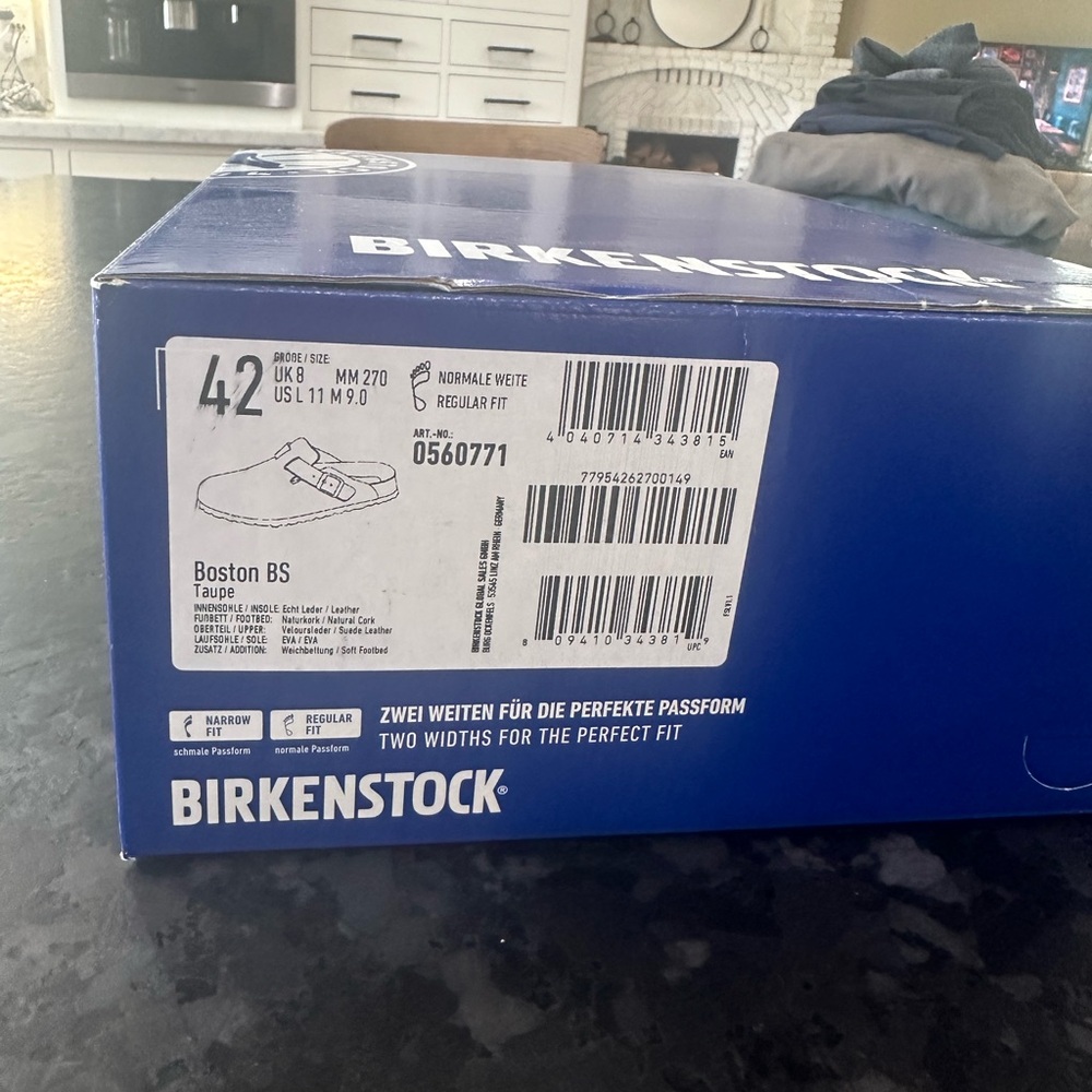 Birkenstock Boston Clog EU 42 Men’s 9-9.5
Women’s 11-11.5  in Taupe